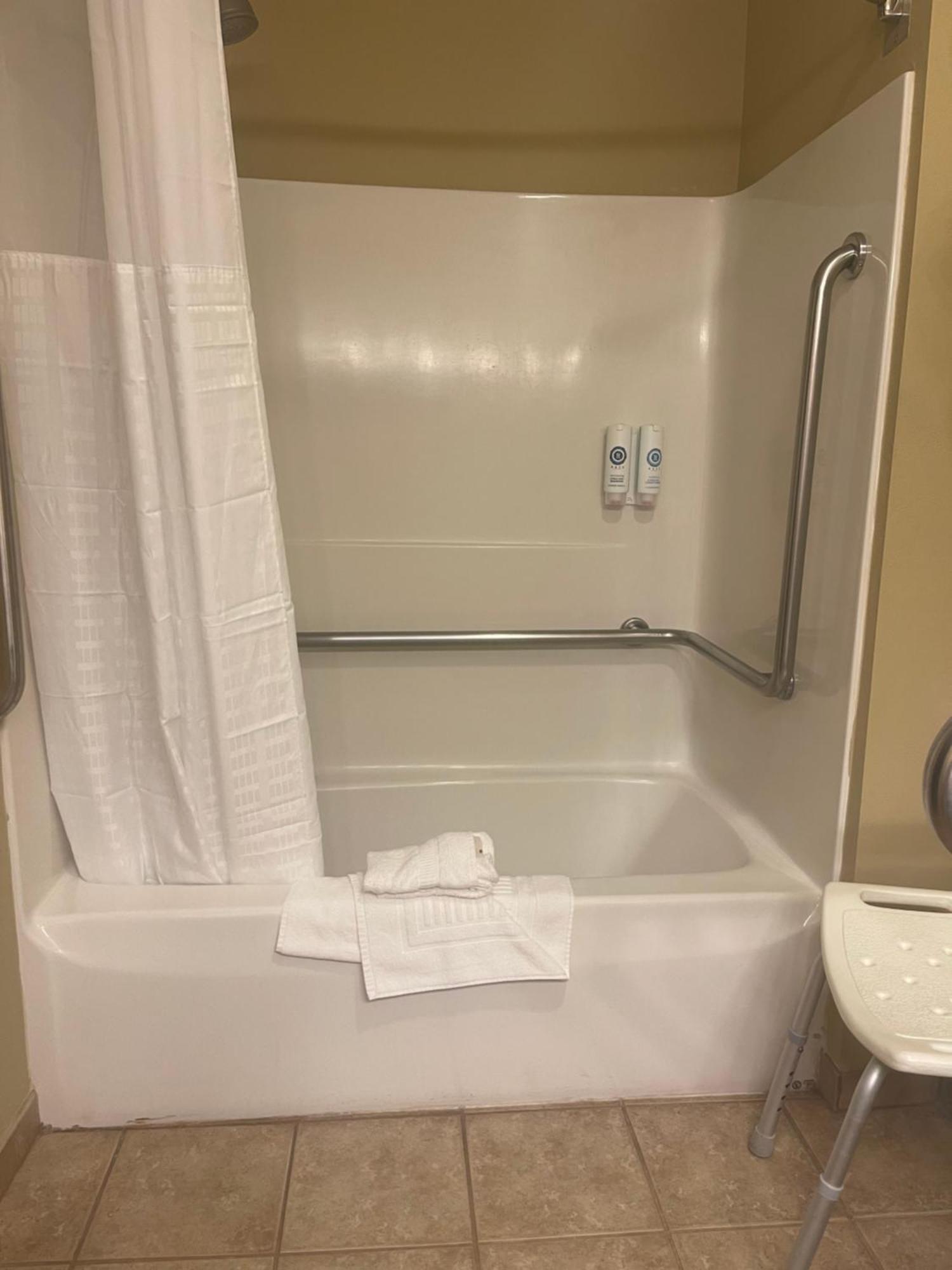 Comfort Amish Country 3*