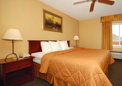 Comfort Amish Country 3*